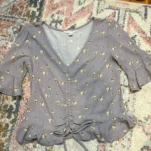 American eagle light purple floral blouse
